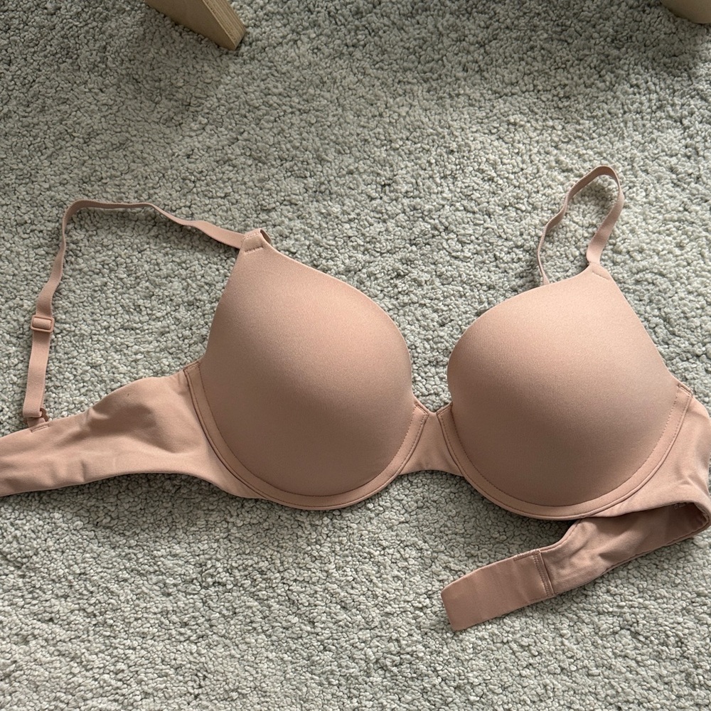 SKIMS Tshirt bra - nude - 34C
